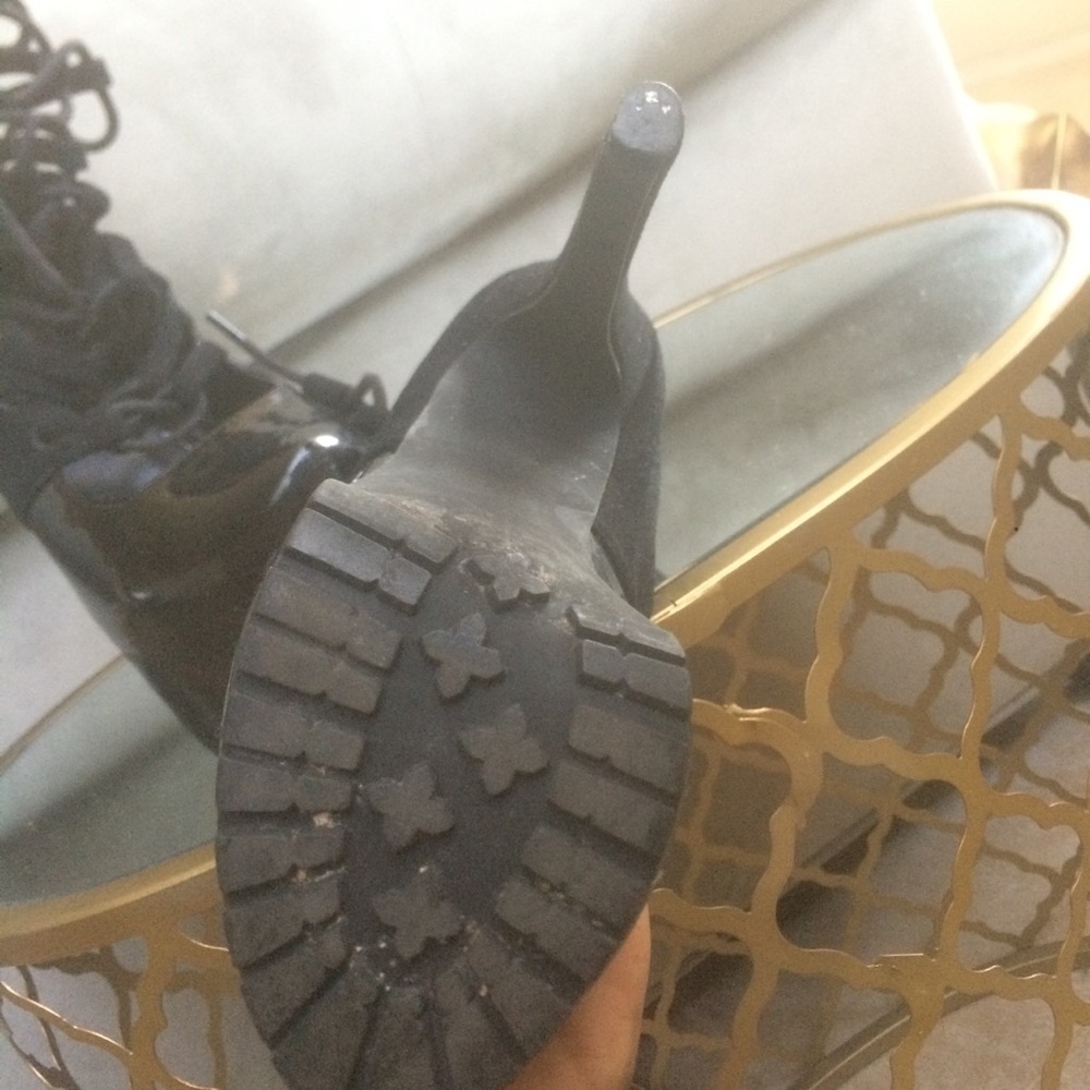 Black lace up platform heels - Picture 4 of 4